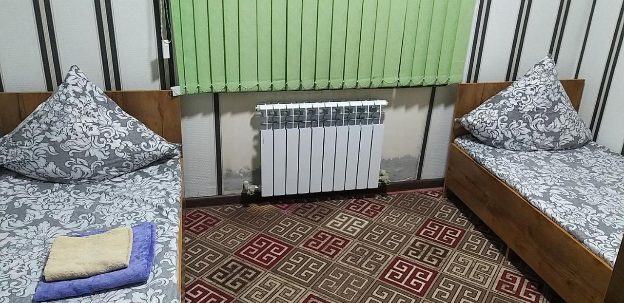 Guest House 777 Turkistan Buitenkant foto