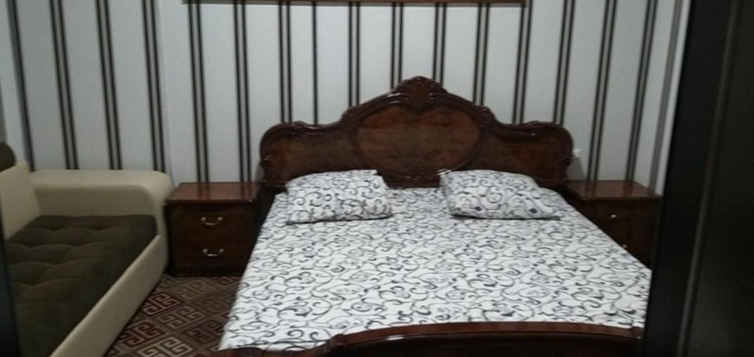 Guest House 777 Turkistan Buitenkant foto